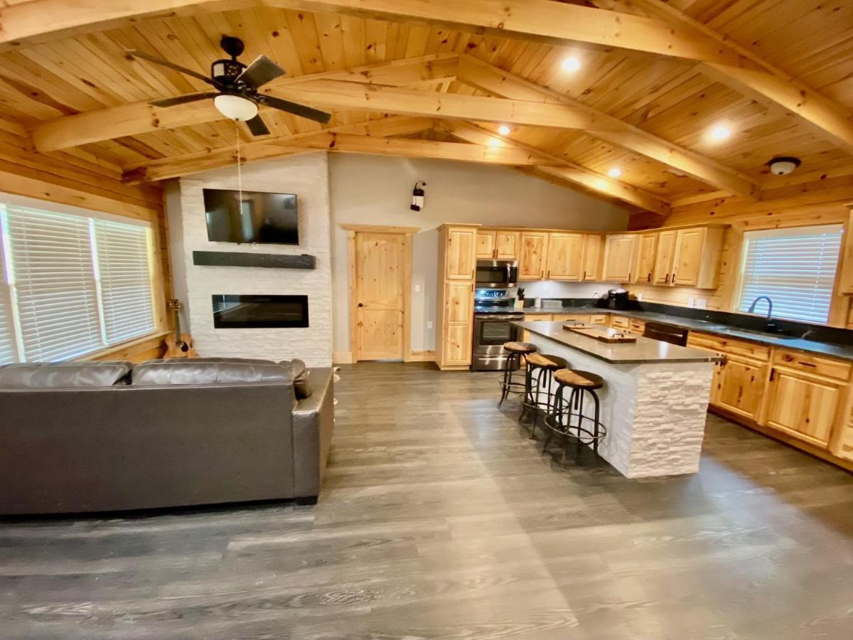 Cabin At Chitt'S Creek Emory 外观 照片